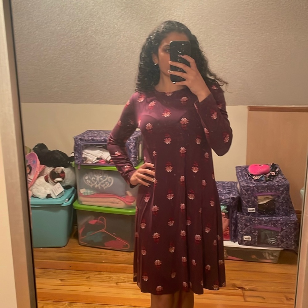 Old Navy Purple Long Sleeve Dress w/ Flowers